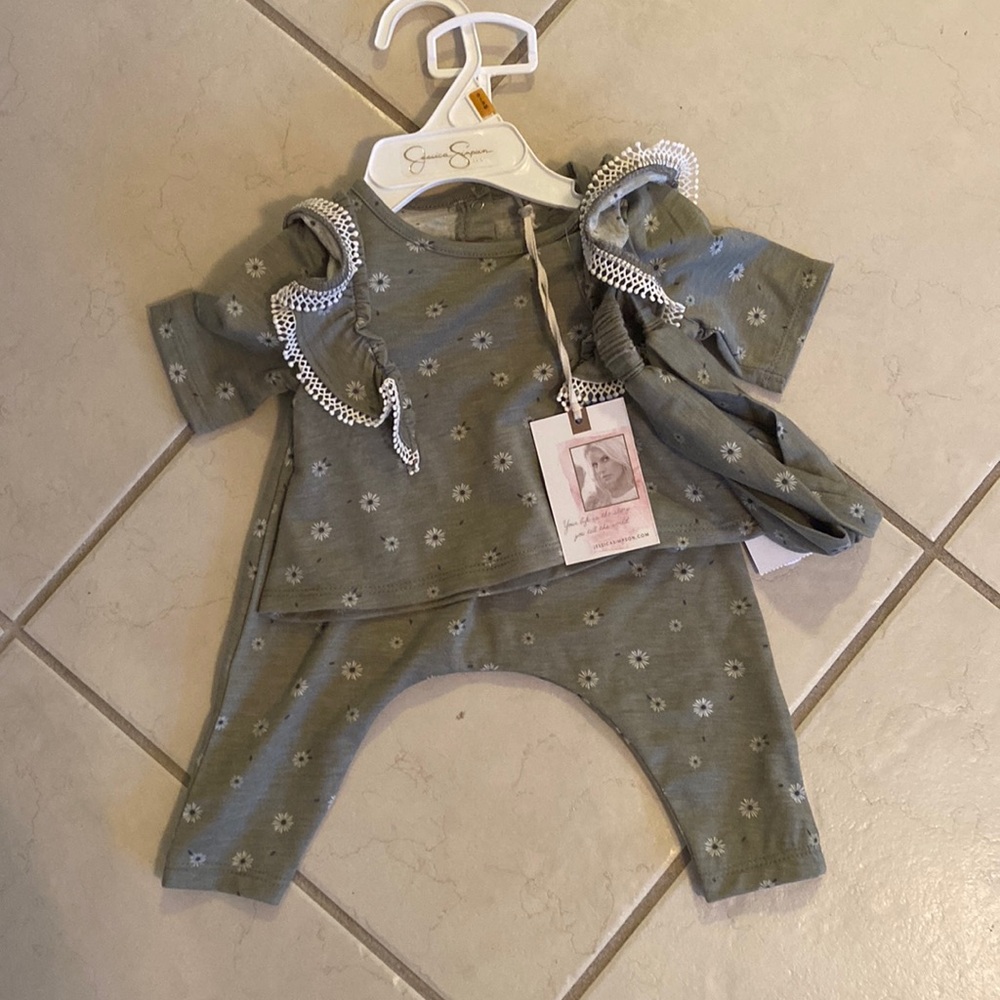 2 piece set with headband